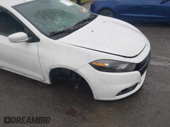 2014 Dodge Dart SXT with VIN 1C3CDFBB4ED667953, listed as a IAAI auction lot 40744832 with 1 mi miles. Bid and sale history available at carsss.com. Image 6.