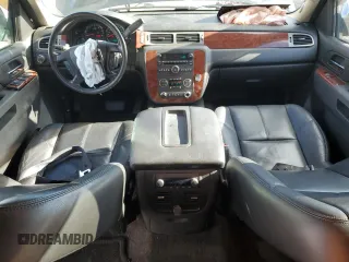 2010 Chevrolet Avalanche LT with VIN 3GNVKFE07AG231297, listed as a Copart auction lot 76546644 with 105,191 mi miles and Clean Title. Bid and sale history available at carsss.com. Image 8.