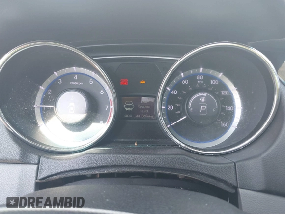 2011 Hyundai Sonata SE with VIN 5NPEC4AC0BH012927, listed as a IAAI auction lot 40395305 with 144,138 mi miles. Bid and sale history available at carsss.com. Image 7.