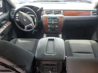 2012 Chevrolet Avalanche LS with VIN 3GNTKEE72CG117497, listed as a Copart auction lot 60795715 with 266,877 mi miles and Salvage title. Bid and sale history available at DreamBid. Image 8.