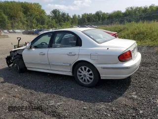 2004 Hyundai Sonata GLS with VIN KMHWF35H94A956887, listed as a Copart auction lot 71002324 with 117,914 mi miles and Salvage Title. Bid and sale history available at carsss.com. Image 2.