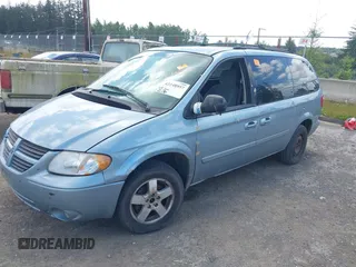 2005 Dodge Caravan SXT with VIN 2D4GP44LX5R528909, listed as a IAAI auction lot 42248957 with Not Provided miles and . Bid and sale history available at DreamBid. Image 2.