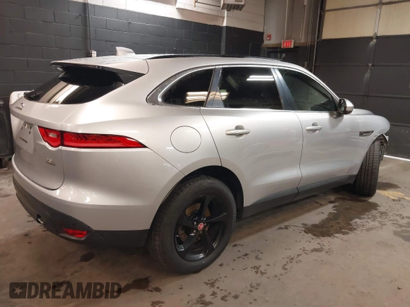 2019 Jaguar F-Pace 25t Premium with VIN SADCJ2FX2KA610431, listed as a IAAI auction lot 41818119 with 72,251 mi miles and . Bid and sale history available at DreamBid. Image 4.