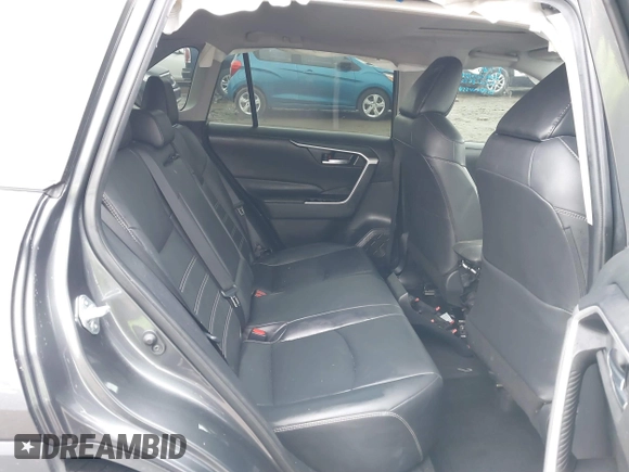 2021 Toyota RAV4 XLE Premium с VIN 2T3A1RFV4MC184144, выставлен на аукционе IAAI как лот 41541562 с пробегом 76 326 миль миль и . История ставок и продаж доступна на DreamBid. Изображение 8.