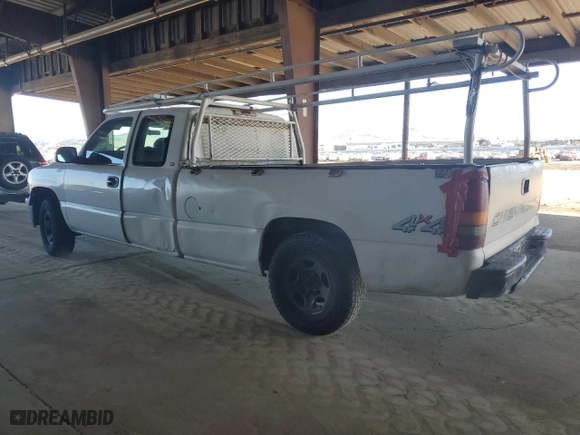 2000 Chevrolet Silverado 1500 LT with VIN 1GCEK19T9YE157205, listed as a Copart auction lot 46258285 with 243,139 mi miles and Clean Title. Bid and sale history available at carsss.com. Image 2.