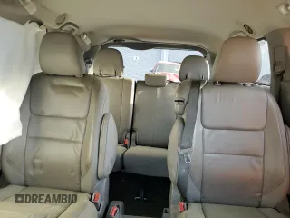 2015 Toyota Sienna XLE z VIN 5TDYK3DC2FS554374, wystawiony jako Copart lot #49789715 z przebiegiem 225 526 mil mil oraz Szkoda całkowita • Salvage title. Historia ofert i sprzedaży dostępna na DreamBid. Obrazek 10.