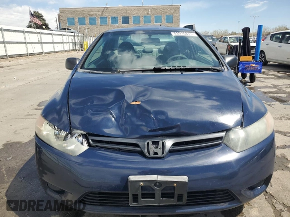 2006 Honda Civic z VIN 2HGFG112X6H577796, wystawiony jako Copart lot #53915845 z przebiegiem 267 612 mil mil oraz Szkoda całkowita • Salvage title. Historia ofert i sprzedaży dostępna na DreamBid. Obrazek 5.