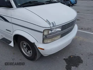 1995 Chevrolet Astro Cargo Van with VIN 1GBDM19W5SB172412, listed as a IAAI auction lot 41172353 with 119,531 mi miles. Bid and sale history available at carsss.com. Image 6.