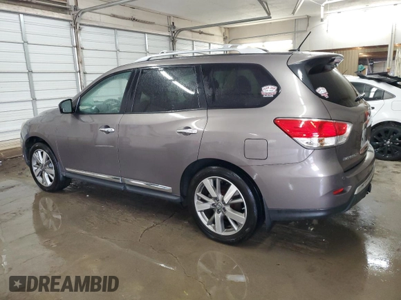 2014 Nissan Pathfinder S with VIN 5N1AR2MM9EC730123, listed as a Copart auction lot 62075985 with 181,102 mi miles and Salvage title. Bid and sale history available at DreamBid. Image 2.