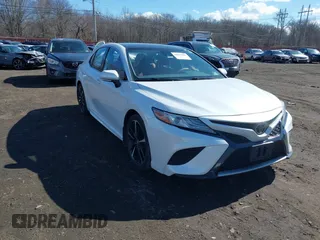 2019 Toyota Camry XSE with VIN 4T1B61HK6KU742901, listed as a IAAI auction lot 41651481 with 68,505 mi miles. Bid and sale history available at carsss.com. Image 1.
