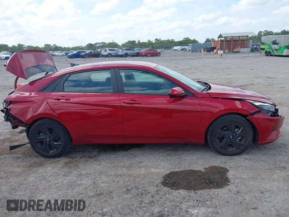 2023 Hyundai Elantra SEL z VIN KMHLM4AG9PU472118, wystawiony jako IAAI lot #42097348 z przebiegiem 56 524 mil mil oraz . Historia ofert i sprzedaży dostępna na DreamBid. Obrazek 13.