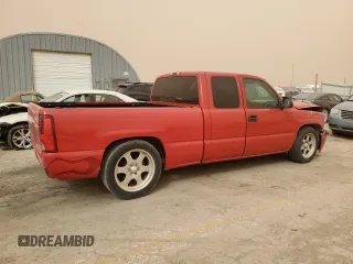 2001 Chevrolet Silverado 1500 LS with VIN 2GCEC19T411110961, listed as a Copart auction lot 49199325 with 212,257 mi miles and Salvage Title. Bid and sale history available at DreamBid. Image 3.