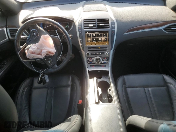 2017 Lincoln MKZ Hybrid Select with VIN 3LN6L5LU3HR637906, listed as a Copart auction lot 81404724 with 33,390 mi miles and Salvage Title. Bid and sale history available at DreamBid. Image 8.