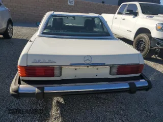 1983 Mercedes-Benz 380 380SL with VIN WDBBA45A2DB027398, listed as a Copart auction lot 88287835 with 182,159 mi miles and Clean Title. Bid and sale history available at carsss.com. Image 6.