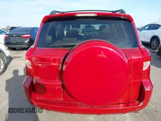 2008 Toyota RAV4 with VIN JTMZD33V686061866, listed as a IAAI auction lot 41611669 with 120,955 mi miles. Bid and sale history available at carsss.com. Image 16.