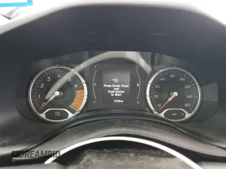 2023 Jeep Renegade Upland с VIN ZACNJDB17PPP58497, выставлен на аукционе Copart как лот 50409275 с пробегом 7 475 миль миль и Списание • Salvage title. История ставок и продаж доступна на DreamBid. Изображение 9.