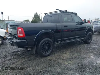 2019 Ram 2500 Laramie with VIN 3C6UR5FL7KG548833, listed as a IAAI auction lot 41557588 with 169,414 mi miles. Bid and sale history available at carsss.com. Image 4.
