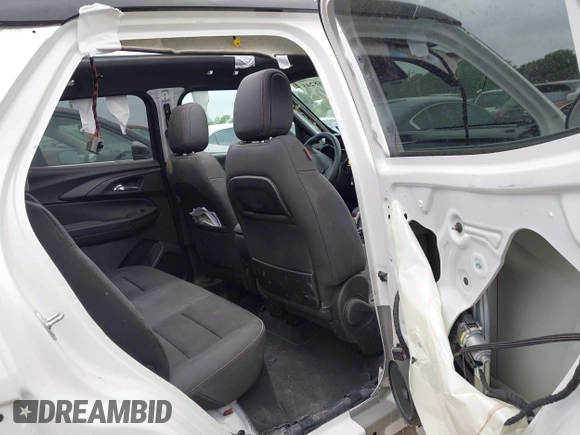 2022 Chevrolet TrailBlazer RS with VIN KL79MTSL3NB118959, listed as a IAAI auction lot 42148245 with 18,874 mi miles. Bid and sale history available at carsss.com. Image 8.