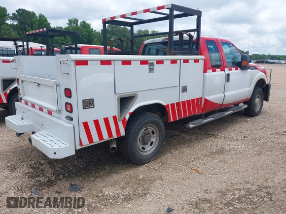 2016 Ford F-250 XL with VIN 1FD7X2B65GEC87433, listed as a IAAI auction lot 42014964 with 527,692 mi miles and . Bid and sale history available at DreamBid. Image 4.