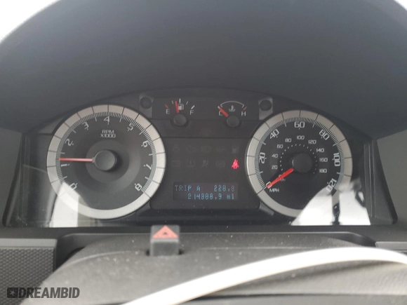 2009 Ford Escape Limited with VIN 1FMCU94G89KA80108, listed as a Copart auction lot 52518825 with 214,388 mi miles and Clean Title. Bid and sale history available at carsss.com. Image 9.