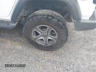 2019 Jeep Wrangler Unlimited Sport S with VIN 1C4HJXDG3KW504364, listed as a IAAI auction lot 42350748 with 109,524 mi miles and . Bid and sale history available at DreamBid. Image 12.