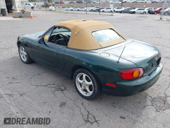 1999 Mazda MX-5 Miata z VIN JM1NB3531X0102955, wystawiony jako IAAI lot #42223214 z przebiegiem Nie podano mil oraz . Historia ofert i sprzedaży dostępna na DreamBid. Obrazek 3.