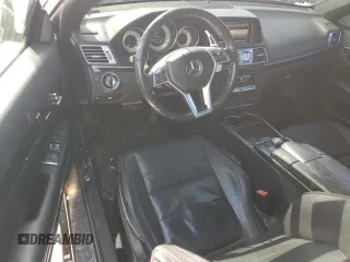 2014 Mercedes-Benz E 350 z VIN WDDKJ8JB9EF287773, wystawiony jako Copart lot #42756615 z przebiegiem 118 977 mil mil oraz Szkoda całkowita • Salvage title. Historia ofert i sprzedaży dostępna na DreamBid. Obrazek 8.