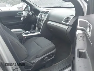 2014 Ford Explorer XLT z VIN 1FM5K8D87EGC53907, wystawiony jako IAAI lot #42236118 z przebiegiem 160 719 mil mil oraz . Historia ofert i sprzedaży dostępna na DreamBid. Obrazek 5.