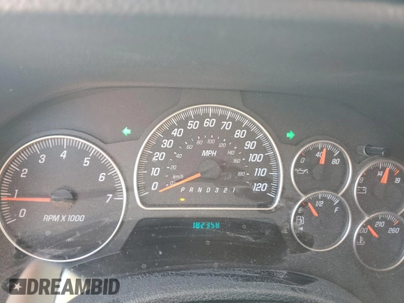 2007 GMC Envoy SLT with VIN 1GKDS13S972171766, listed as a Copart auction lot 76034004 with 182,358 mi miles and Salvage Title. Bid and sale history available at carsss.com. Image 9.