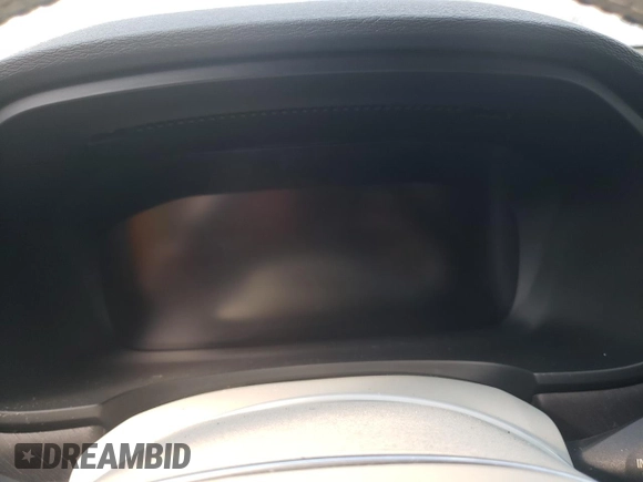 2017 Volvo V90 z VIN YV4A22NL5H1004884, wystawiony jako Copart lot #77791224 z przebiegiem Nie podano mil oraz Szkoda całkowita • Salvage title. Historia ofert i sprzedaży dostępna na DreamBid. Obrazek 9.