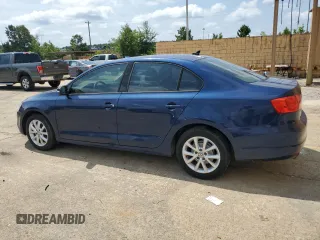 2011 Volkswagen Jetta SE with VIN 3VWDX7AJ8BM022225, listed as a Copart auction lot 60039795 with 101,887 mi miles and Clean title. Bid and sale history available at DreamBid. Image 2.