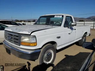 1993 Ford F-250 with VIN 1FTHF25H5PLA02444, listed as a Copart auction lot 42654755 with 228,448 mi miles and Clean Title. Bid and sale history available at DreamBid. Image 1.