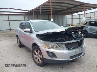 2010 Volvo XC60 3.2L с VIN YV4982DL4A2124601, выставлен на аукционе IAAI как лот 42327038 с пробегом Не указан миль и . История ставок и продаж доступна на DreamBid. Изображение 1.
