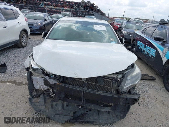 2016 Toyota Avalon XLE Premium z VIN 4T1BD1EB0GU056337, wystawiony jako IAAI lot #42110091 z przebiegiem 296 715 mil mil oraz . Historia ofert i sprzedaży dostępna na DreamBid. Obrazek 12.