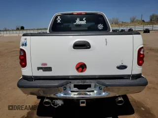 2003 Ford F-150 XLT with VIN 1FTRW08L73KD03192, listed as a Copart auction lot 52825065 with 203,206 mi miles and Clean Title. Bid and sale history available at carsss.com. Image 6.
