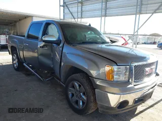 2013 GMC Sierra 1500 SLE z VIN 3GTP1VE01DG158317, wystawiony jako IAAI lot #41475315 z przebiegiem 167 326 mil mil oraz . Historia ofert i sprzedaży dostępna na DreamBid. Obrazek 1.