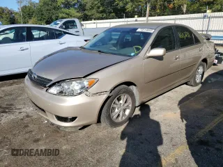 2006 Toyota Camry LE z VIN 4T1BF30K76U635997, wystawiony jako Copart lot #42248954 z przebiegiem 160 231 mil mil oraz Szkoda całkowita • Salvage title. Historia ofert i sprzedaży dostępna na DreamBid. Obrazek 1.