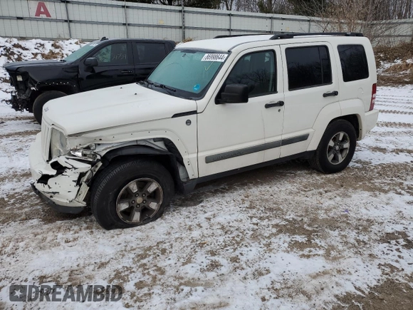 2008 Jeep Liberty Sport z VIN 1J8GN28K78W255067, wystawiony jako Copart lot #86998644 z przebiegiem 151 009 mil mil oraz Czysty tytuł • Clean title. Historia ofert i sprzedaży dostępna na DreamBid. Obrazek 1.