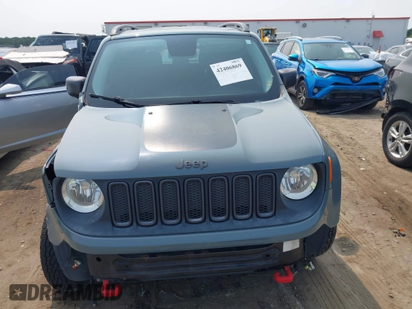 2015 Jeep Renegade Trailhawk with VIN ZACCJBCT0FPC01671, listed as a IAAI auction lot 42406869 with Not provided miles and . Bid and sale history available at DreamBid. Image 13.