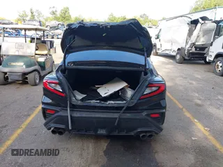 2023 Subaru WRX с VIN JF1VBAB66P8814792, выставлен на аукционе IAAI как лот 40087960 с пробегом 33 900 миль миль и . История ставок и продаж доступна на DreamBid. Изображение 16.
