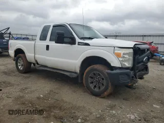 2013 Ford F-250 XL with VIN 1FT7X2B62DEB20592, listed as a Copart auction lot 51535495 with 390,072 mi miles and Salvage Title. Bid and sale history available at DreamBid. Image 4.