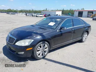 2009 Mercedes-Benz S-Class 5.5L V8 with VIN WDDNG86X19A249859, listed as a IAAI auction lot 42128781 with 136,156 mi miles. Bid and sale history available at carsss.com. Image 2.