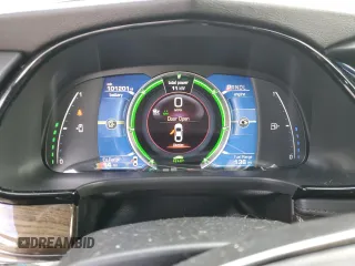 2014 Cadillac ELR z VIN 1G6RS1E46EU601838, wystawiony jako Copart lot #56005485 z przebiegiem 101 201 mil mil oraz Szkoda całkowita • Salvage title. Historia ofert i sprzedaży dostępna na DreamBid. Obrazek 9.