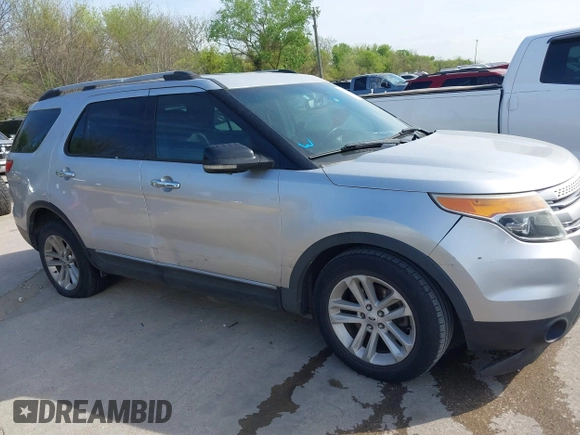 2013 Ford Explorer XLT with VIN 1FM5K7D89DGA54088, listed as a IAAI auction lot 41907411 with 193,014 mi miles and . Bid and sale history available at DreamBid. Image 13.