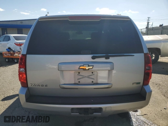 2010 Chevrolet Tahoe LS with VIN 1GNUCAE01AR144927, listed as a Copart auction lot 52320815 with 225,000 mi miles and Clean title. Bid and sale history available at DreamBid. Image 6.