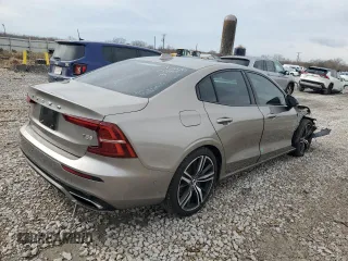 2019 Volvo S60 R-Design with VIN 7JR102FM6KG007203, listed as a Copart auction lot 40049044 with 52,286 mi miles. Bid and sale history available at carsss.com. Image 3.