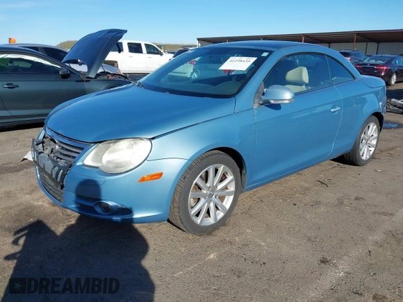 2008 Volkswagen Eos Turbo z VIN WVWBA71F68V026196, wystawiony jako IAAI lot #41238435 z przebiegiem 102 643 mil mil oraz . Historia ofert i sprzedaży dostępna na DreamBid. Obrazek 17.