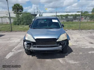 2008 Honda CR-V LX with VIN 3CZRE38368G705279, listed as a IAAI auction lot 41945465 with 280,593 mi miles. Bid and sale history available at carsss.com. Image 6.