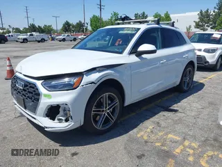 2021 Audi Q5 Premium Plus z VIN WA1E2AFY1M2043365, wystawiony jako IAAI lot #42286970 z przebiegiem 28 438 mil mil oraz . Historia ofert i sprzedaży dostępna na DreamBid. Obrazek 2.