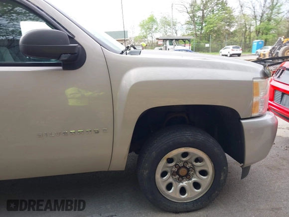 2008 Chevrolet Silverado 1500 1LT with VIN 1GCEK14078E156874, listed as a IAAI auction lot 42176346 with 194,733 mi miles and . Bid and sale history available at DreamBid. Image 21.